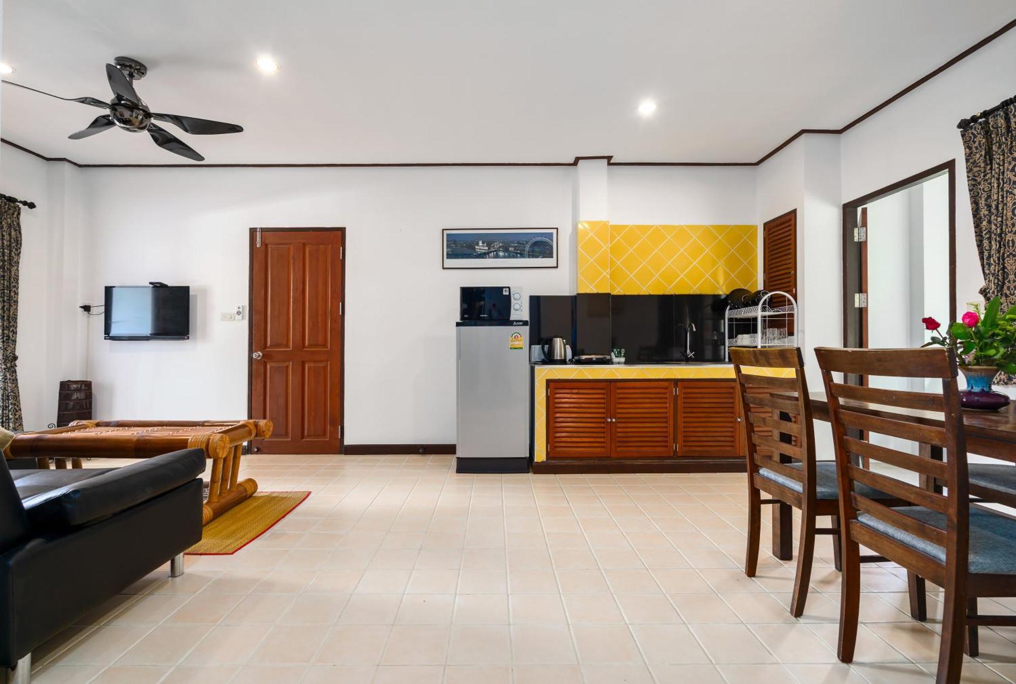 Chaweng Lakeview Residence Room photo